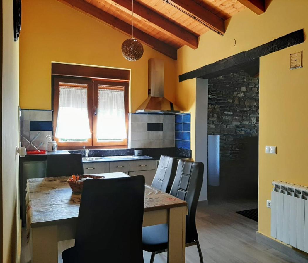 Vivienda Turistica Villa A Madanela Exteriör bild